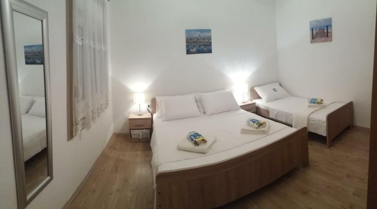 Apartment Nehaj Kaštela Eksteriør bilde